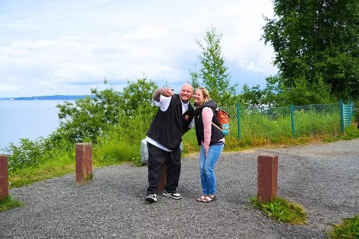 Anchorage Trolley's Deluxe City Tour