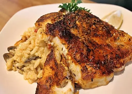 5% Cash Back at Reel Seafood Grill