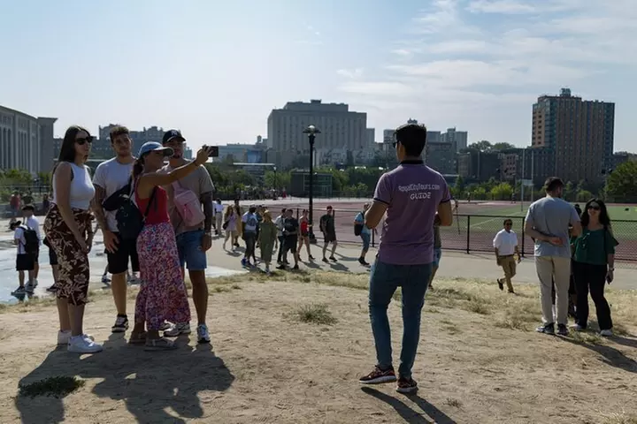 City of Contrasts Tour-Manhattan, Bronx, Queens and Brooklyn