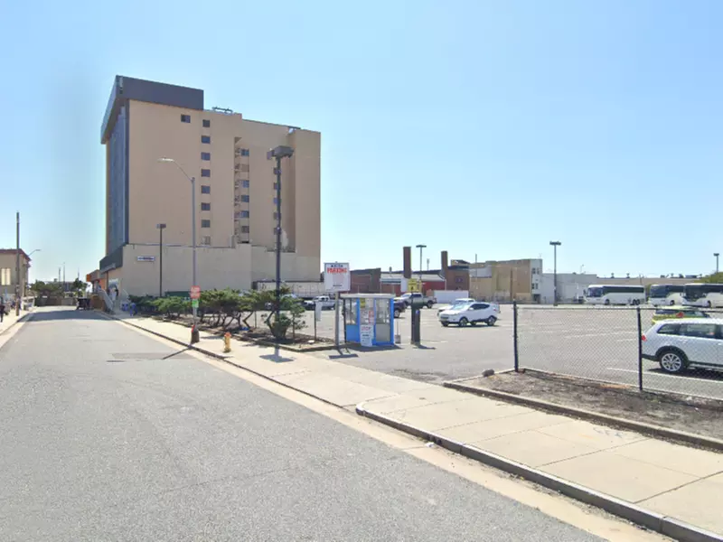 Parking at 170 S. Kentucky Ave. Lot