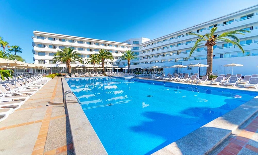 Image 1: ✈ MAJORQUE | Cala Millor - Hotel Millor Sol 3* - Idéal famille