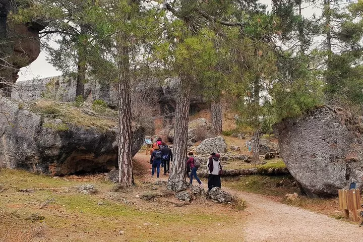 Tour de Madrid a Cuenca y la Ciudad Encantada