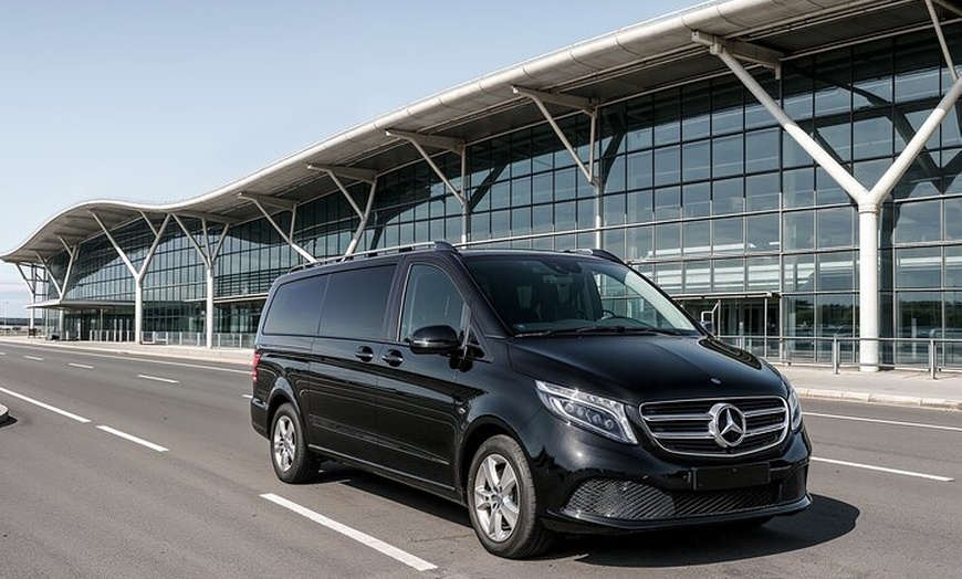 Image 7: Heathrow To Portsmouth Cruise Port Transfers