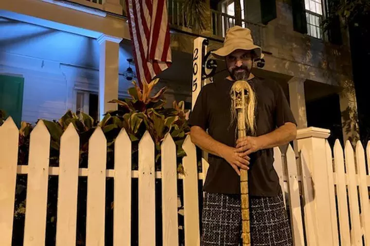 Key West Haunted Pub Crawl and Ghost Tour with Free T-Shirt