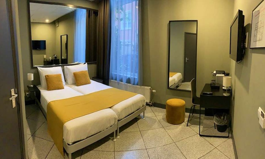 Image 12: ✈ PAESI BASSI | Amsterdam - De Looier 3* - City break