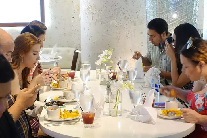 South Beach Cultural Food and Walking Tour