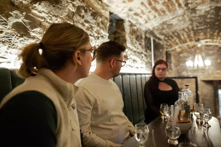 Luxury Whisky Tasting in Edinburgh's Underground Vaults | 90min