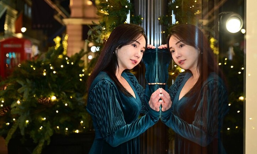 Image 6: Private Christmas Lights Photoshoot in London