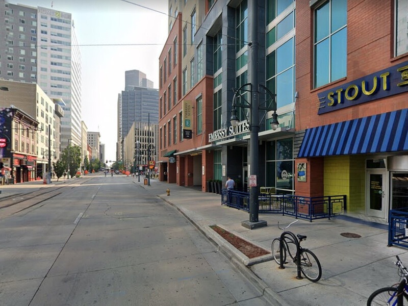 Parking at Embassy Suites - Valet