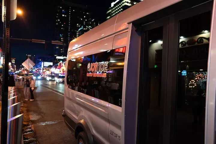 Group Transportation To Or From Nashville Airport (BNA) - Second Medium