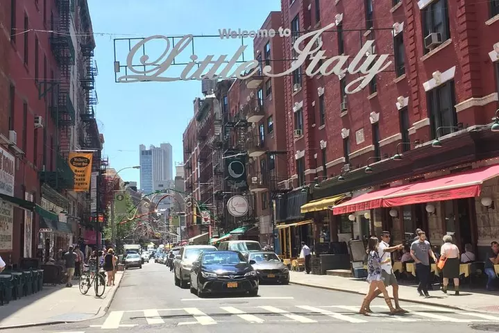 City of Contrasts Tour-Manhattan, Bronx, Queens and Brooklyn