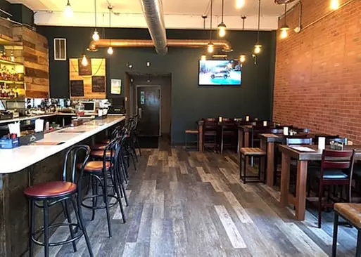 5% Cash Back at Brick & Barrel Bistro
