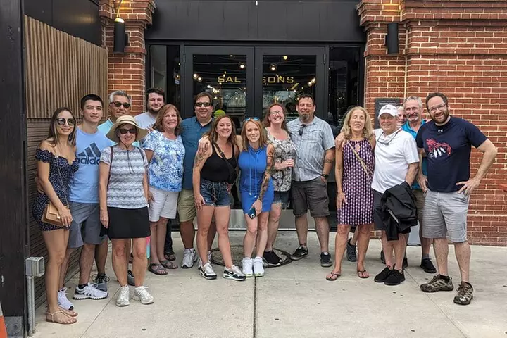 Baltimore Walking Foodie Tour in Fells Point