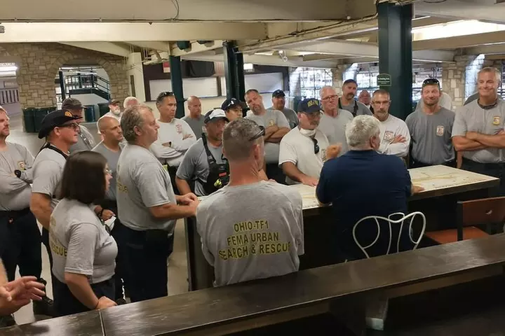 Half-Day Thoroughbred Horse Farm Tour in Kentucky