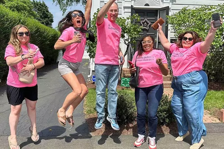 Self-Guided Cincinnati Scavenger Hunt: True America