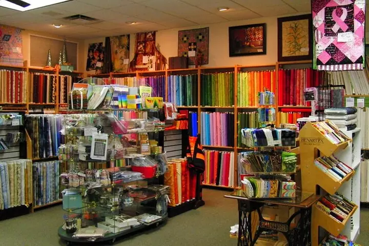 Amish Experience Trolley Tour: Bridges to Understanding