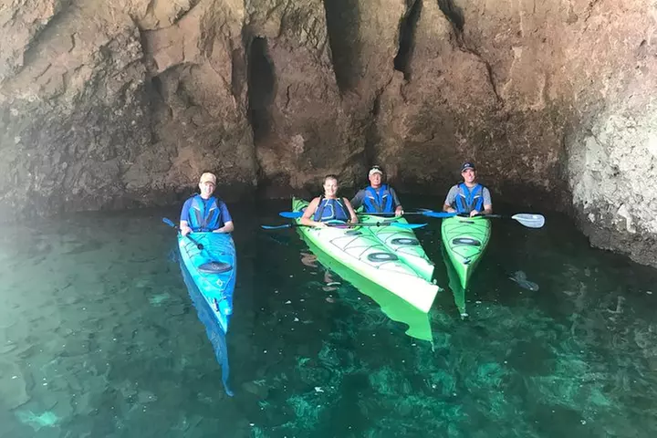 Self-Drive Emerald Cave Kayak Tour: Guided Willow Beach Paddle