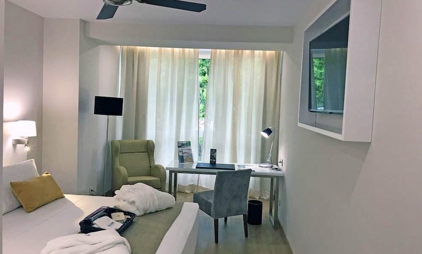 Image 9: ✈ HISZPANIA | Madryt - Senator Barajas Hotel 4* - City break