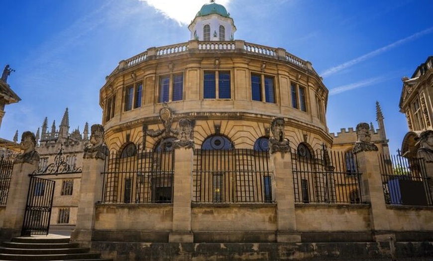 Image 2: Oxford: City, Universities and Pub Tours with Carfax Tower Ticket
