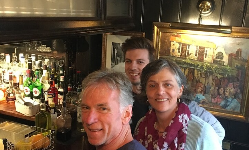 Image 6: Private London Pub Tour in Iconic London Taxi