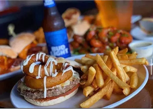 5% Cash Back at Ridgewood Station Tavern