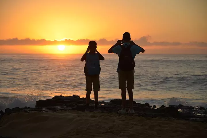 First Day Must: Oahu Sunrise & Circle Island Adventure