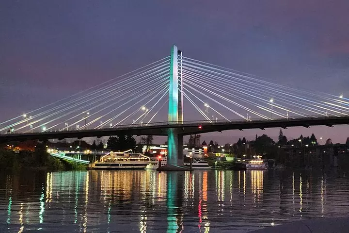 Scenic 2-Hour River Cruise to the Majestic Willamette Falls!
