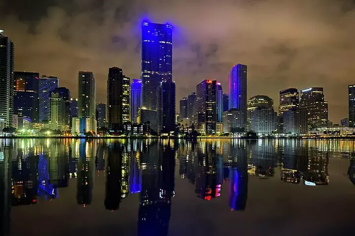 Explore Miami in Style: Private Boat Cruise with Captain