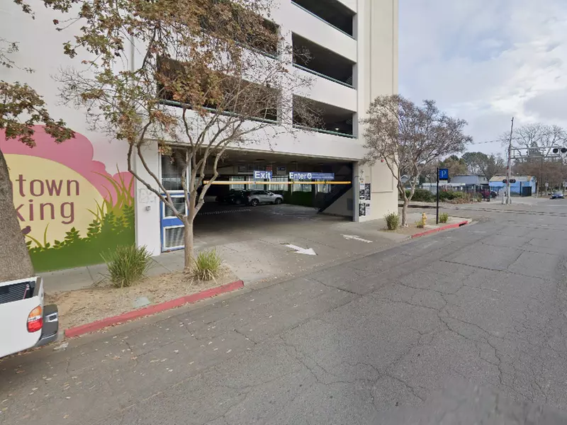 Parking at Davis Garage