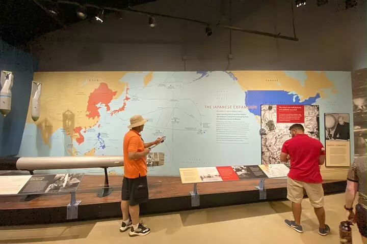 Tribute to Pearl Harbor Arizona Memorial and Honolulu City Tour