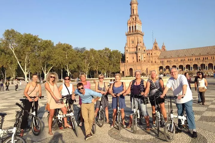 Recorrido en bicicleta por la ciudad de Sevilla