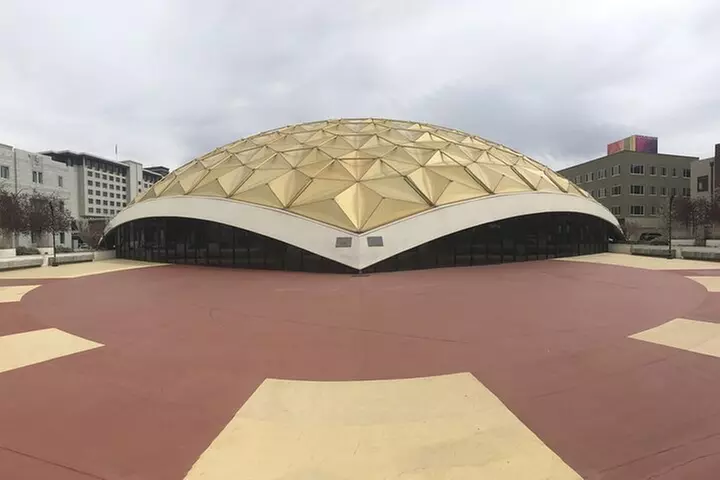 From Reno Arch to Truckee River: A Self-Guided Audio Tour