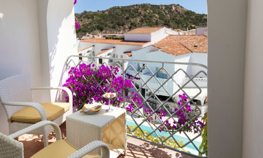 Image 2: ✈ SARDINIA | Porto Cervo - Grand Hotel Poltu Quatu 5* - Premium