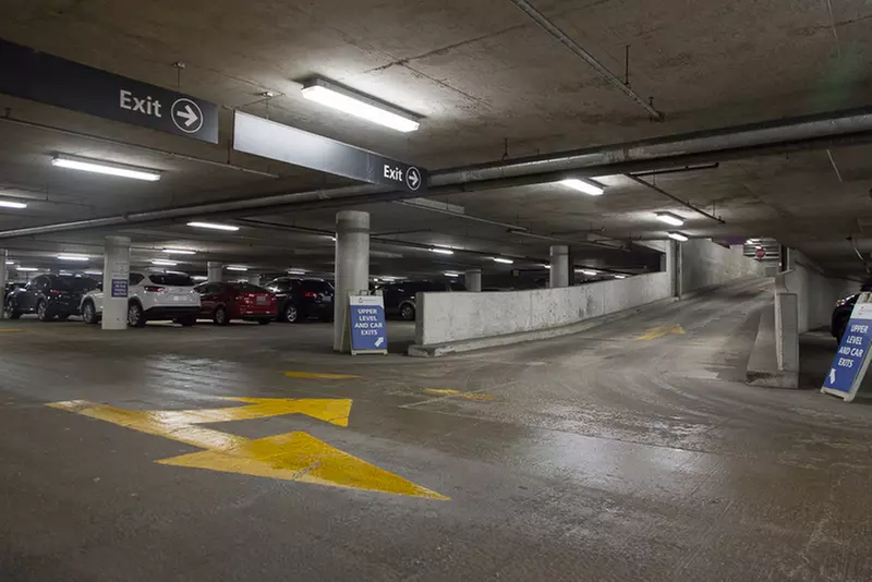 Parking at Grant Park North Garage