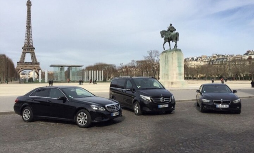 Image 2: Taxi Paris / CDG Airport ( 3 People max )