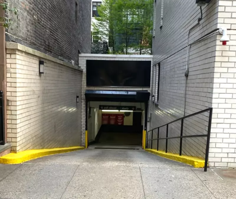 Parking at iPark - 69 East 80th Street Parking Garage - Primary Image