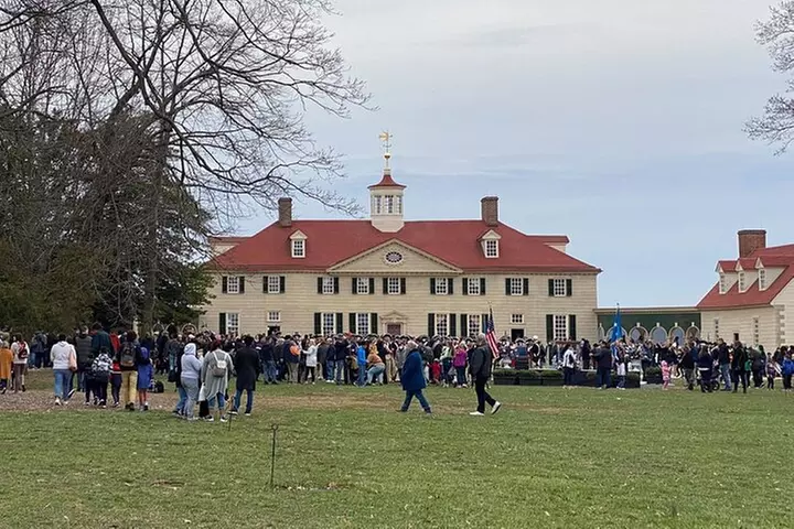 Mount Vernon Bus and Walking Tour - Primary Image