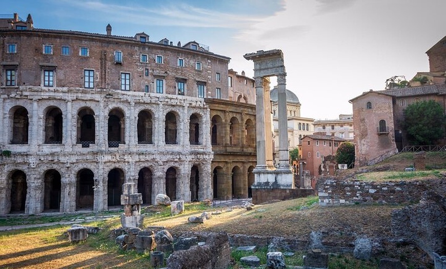 Image 9: Tour Guidato tra Colosseo e Roma Antica con garanzia max 6 pax