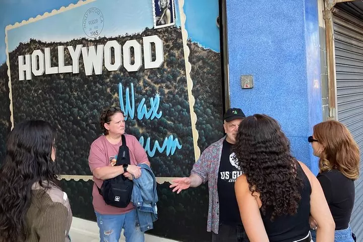 LA Ghosts Boos and Booze Haunted Pub Crawl