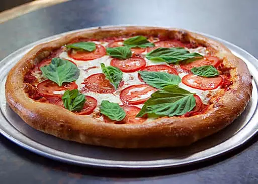 5% Cash Back at Wall Street Pizza