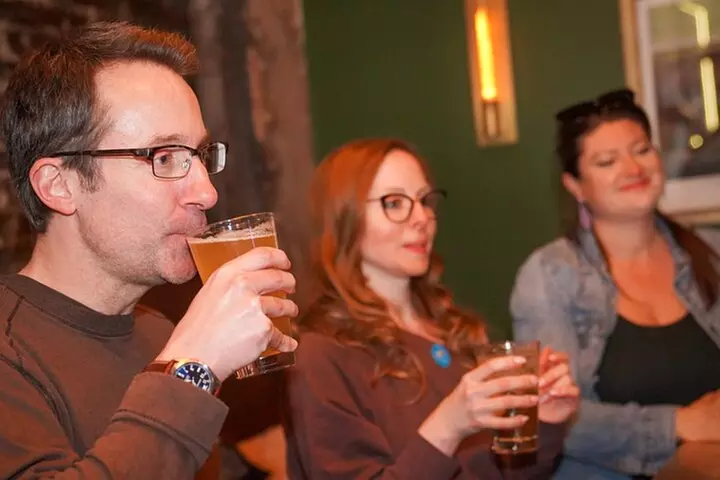 Philadelphia Old City History Pub Crawl Small-Group Tour