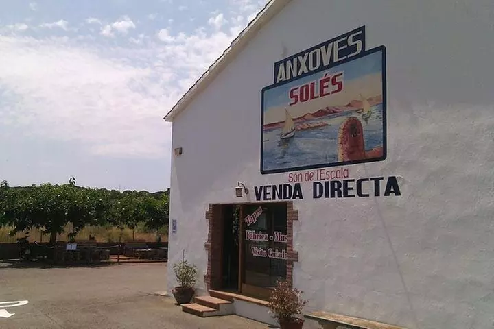 Entrada Fábrica-Museo de Anchoas Solés
