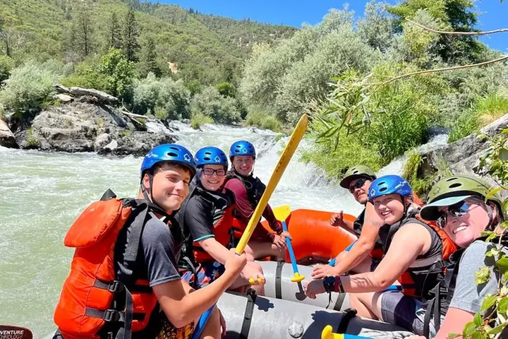 Rogue River Whitewater- Afternoon Rafting Adventure - Primary Image