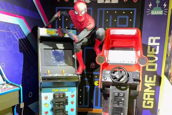 Ticket/Parque Foto-Temático y Actividad Virtual en Vigo