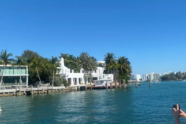 Miami Skyline 75 Min Cruise Tour Biscayne Bay Millionaire Homes