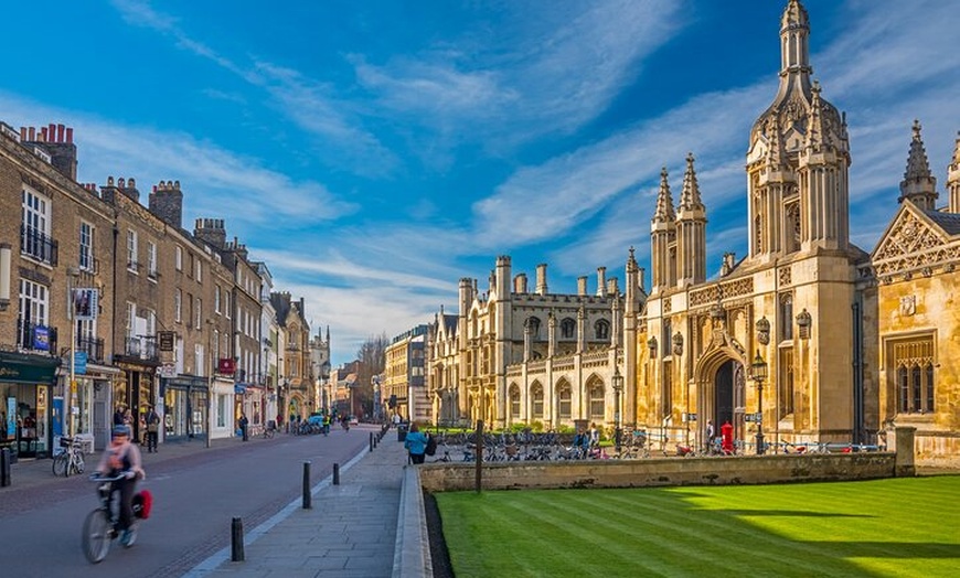 Image 2: London to Cambridge Private Transfer with Meet and Greet