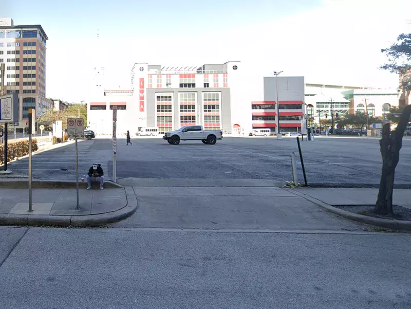 Parking at 1603 Rusk St. Lot - Second Medium