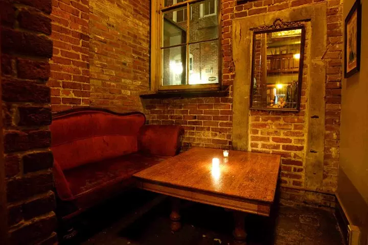 Haunted Underground Shanghai Tunnel Tour with Brewery Tastings