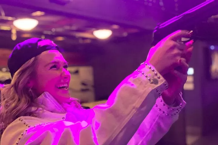 Guided Pub Crawl Walking Tour of Downtown Nashville