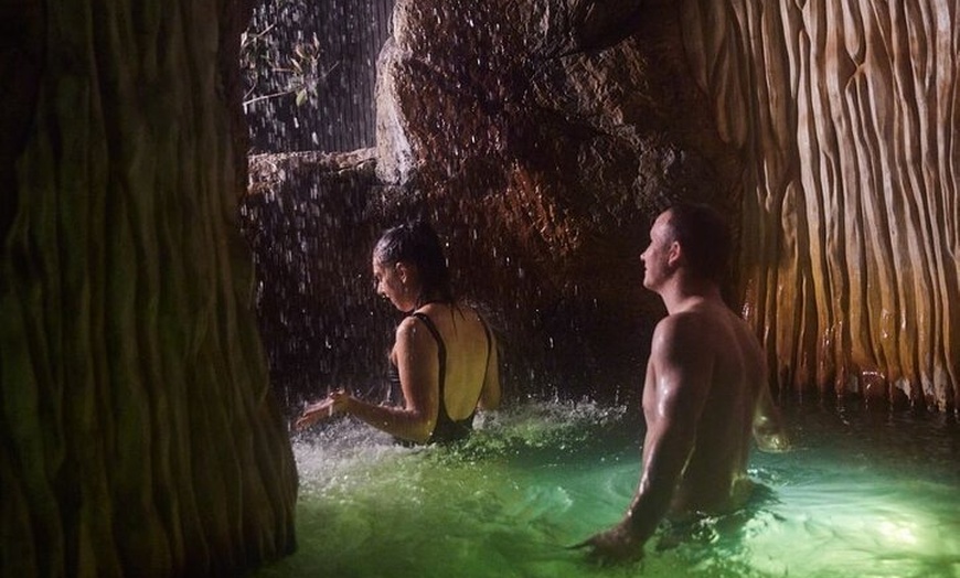 Image 2: 2-Hour Deep Blue Hot Springs in Warrnambool